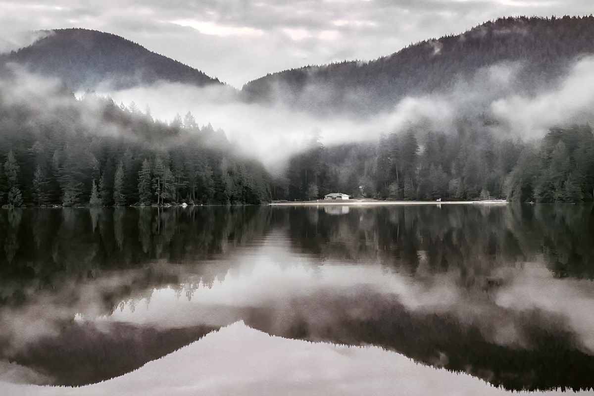 Mountains Surround Me