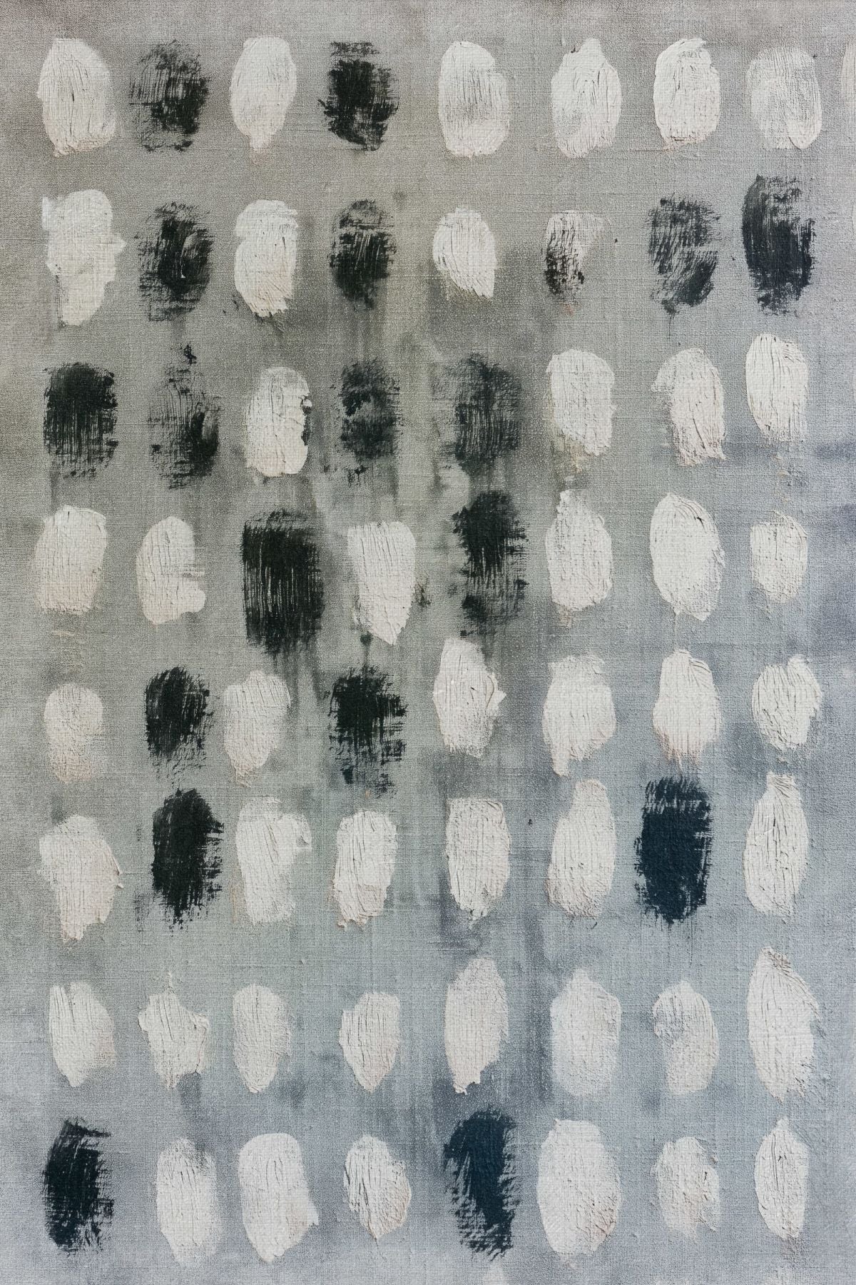 Monochrome Textured Spots
