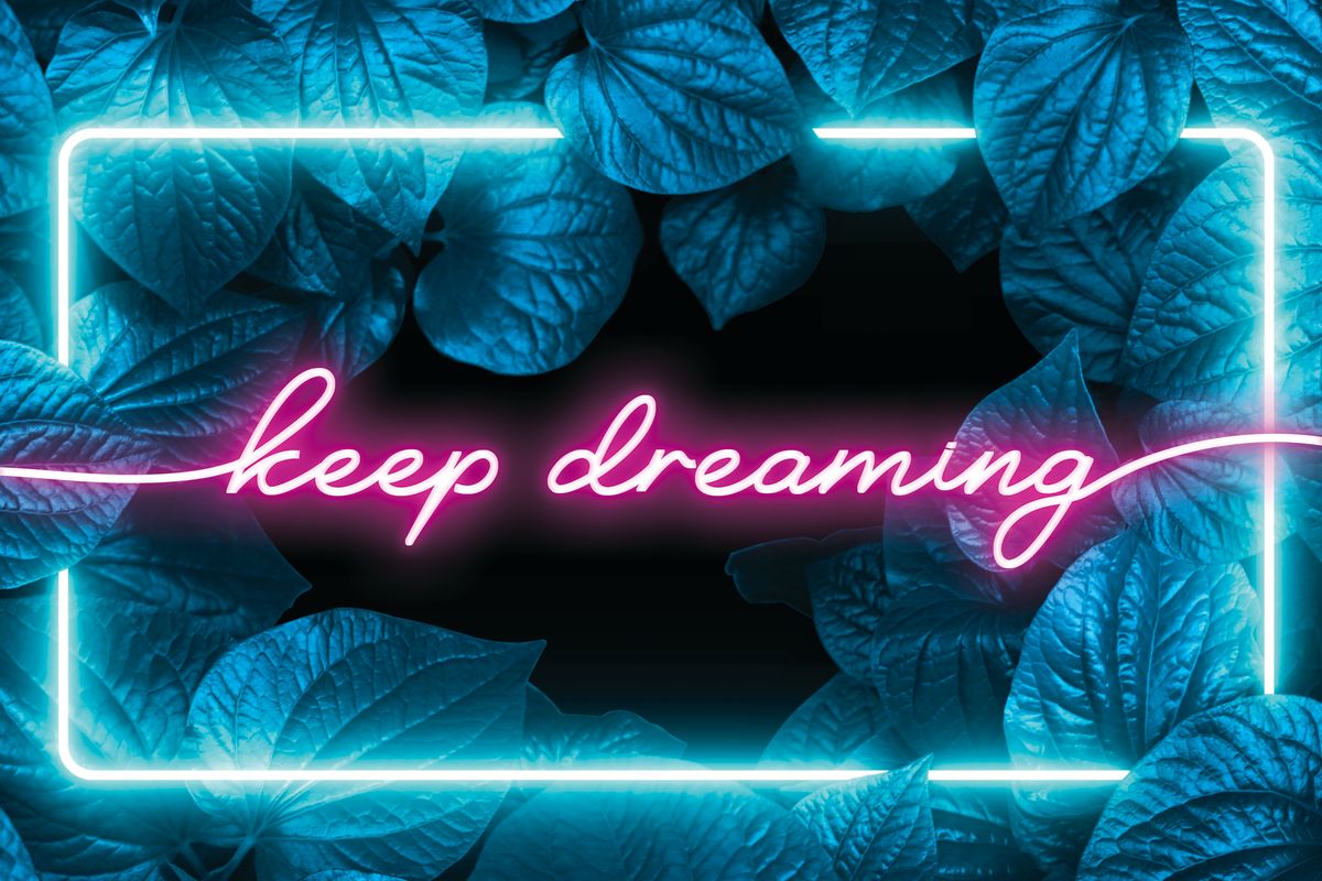 Keep Dreaming Typography