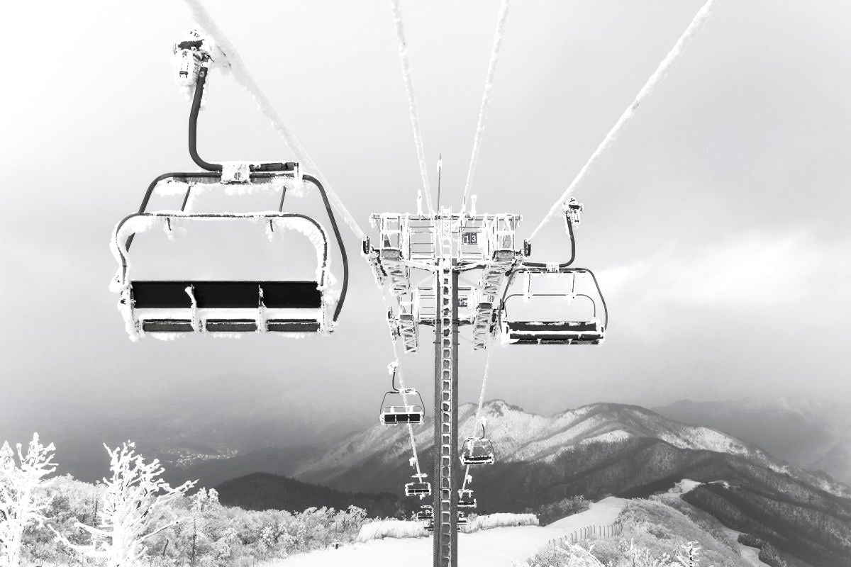 Ski Lift BW
