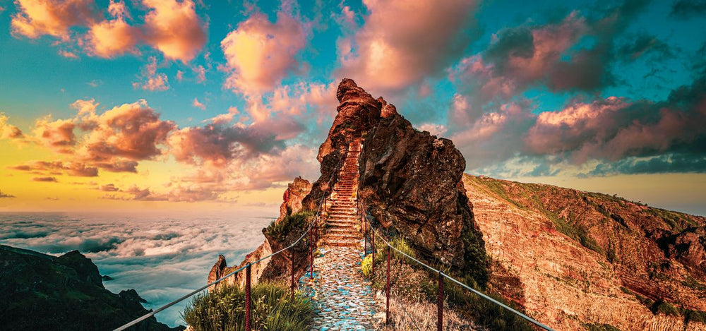 Pico Do Areeiro Stairs